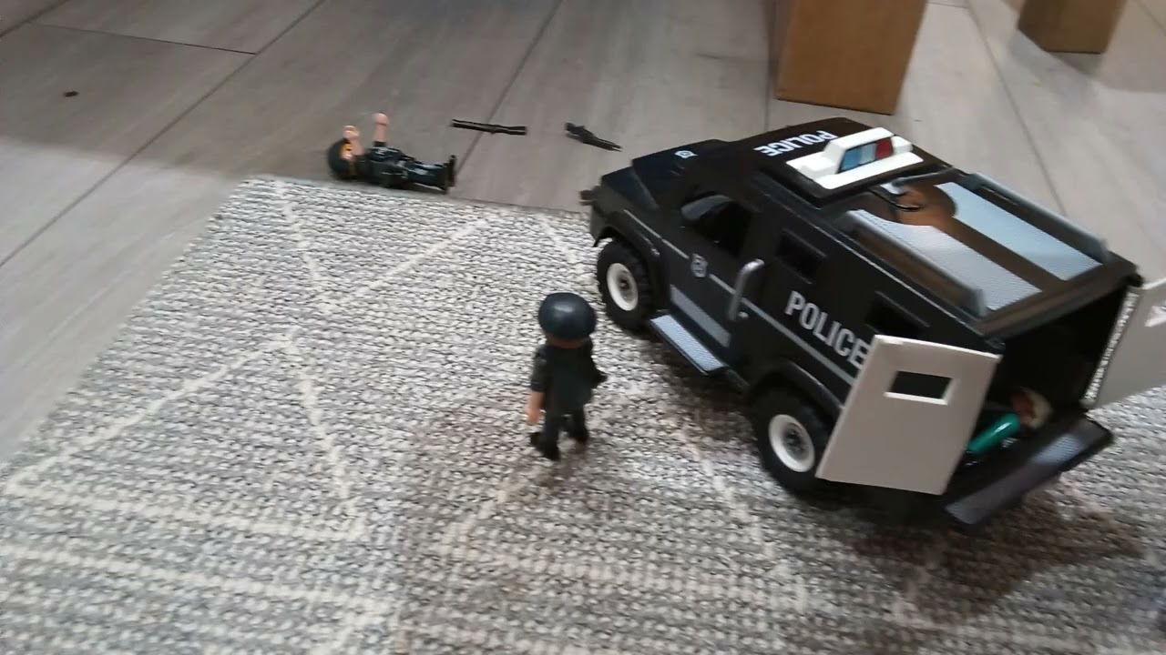 Playmobil SWAT arrest stop motion