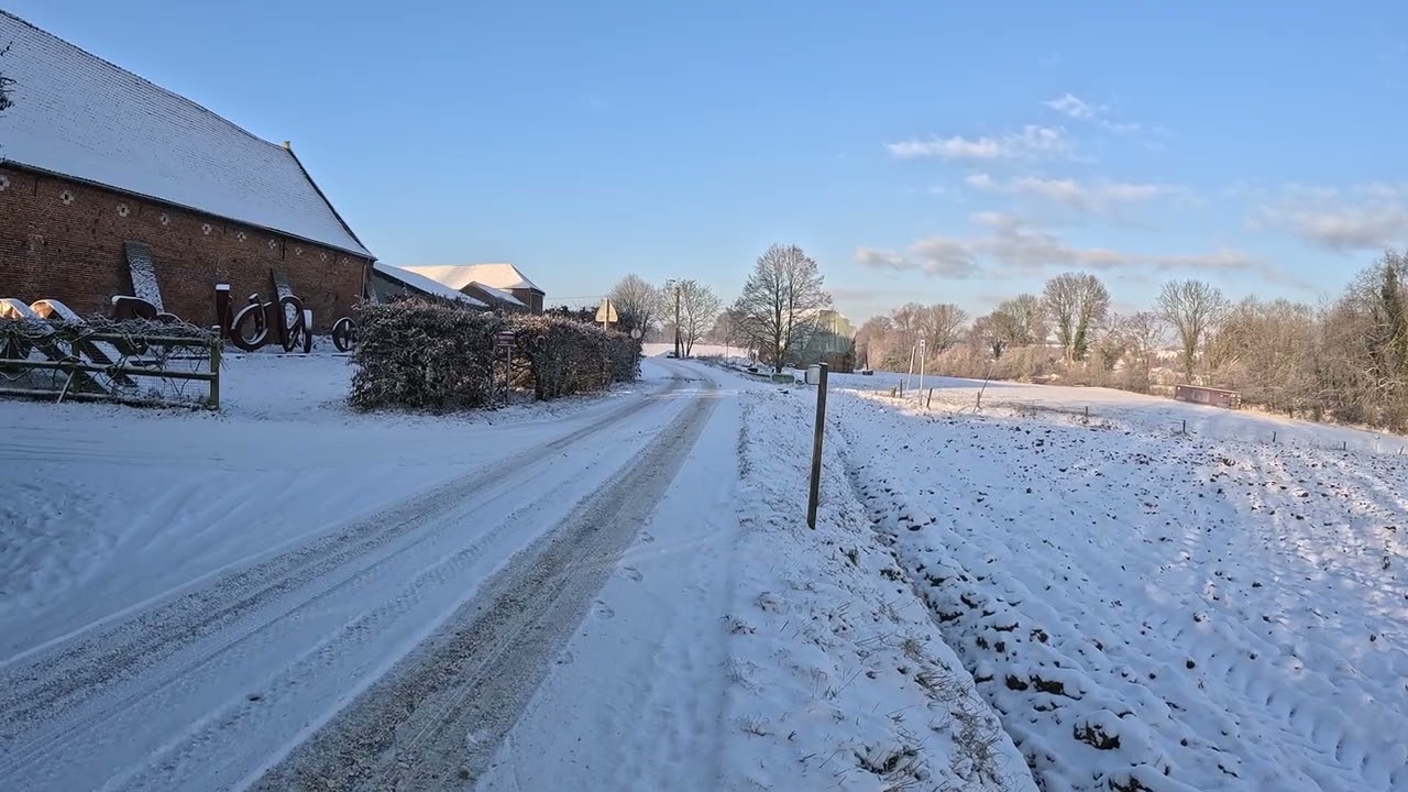 Pas besoin de chercher des sujets pour peindre au bout du monde.