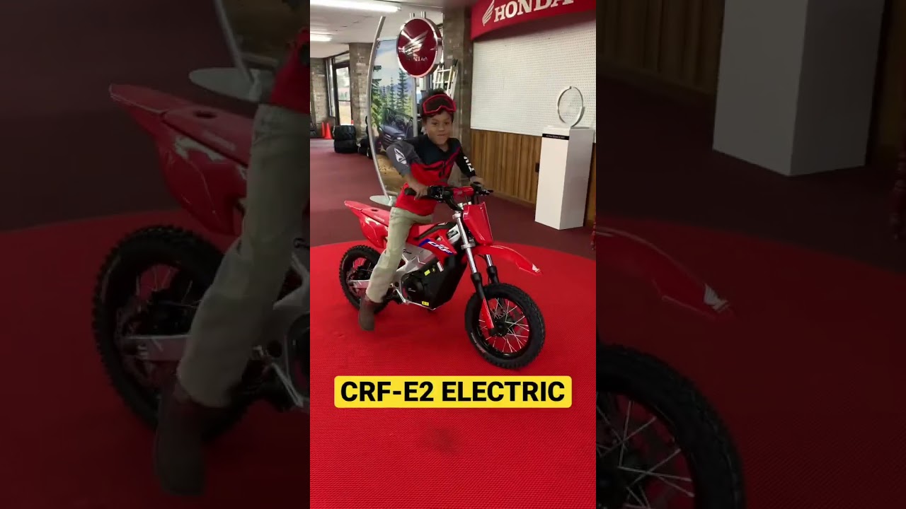 7 YEAR OLD DEMOS CRF50, CRF-E2, CRF110 HONDA DIRT BIKES!😍🎄🎁 