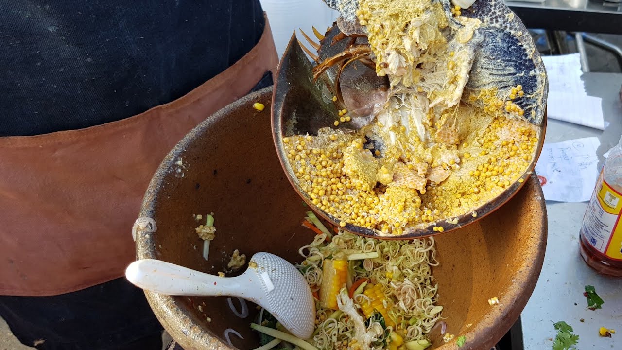 ร้านส้มตำยำเจ้เล็ก ตัวนี้ก็ร้อง อู้ฮู้ ส้มตำยำแซบ4ครก เมืองประจวบ Som Tum Yum Spicy by JeaLeak