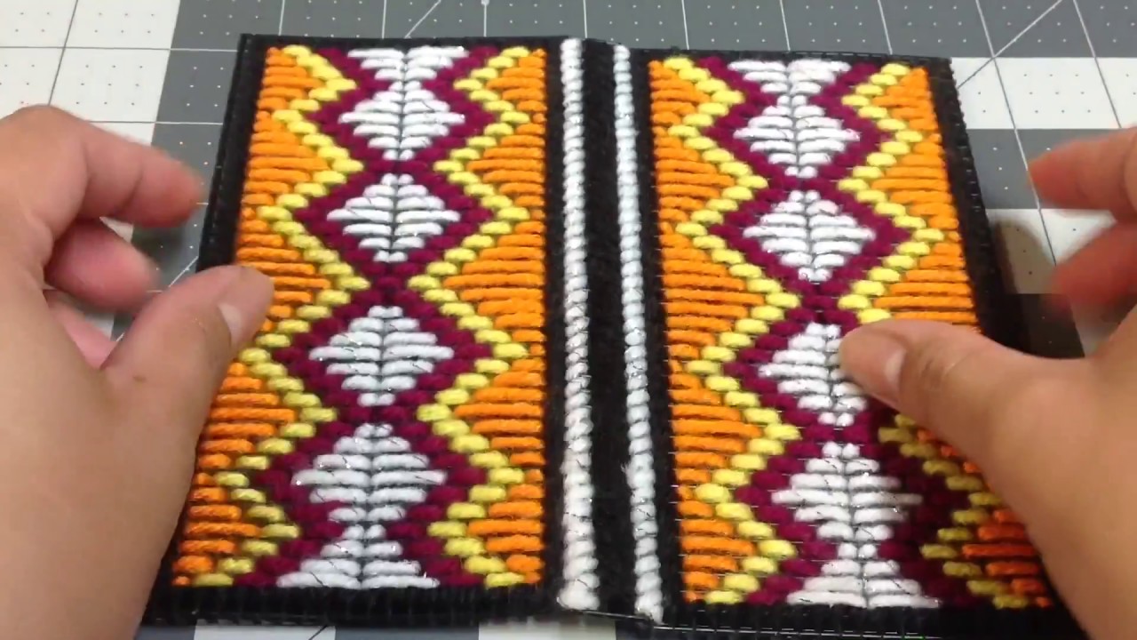 Plastic Canvas: checkbook cover part 3