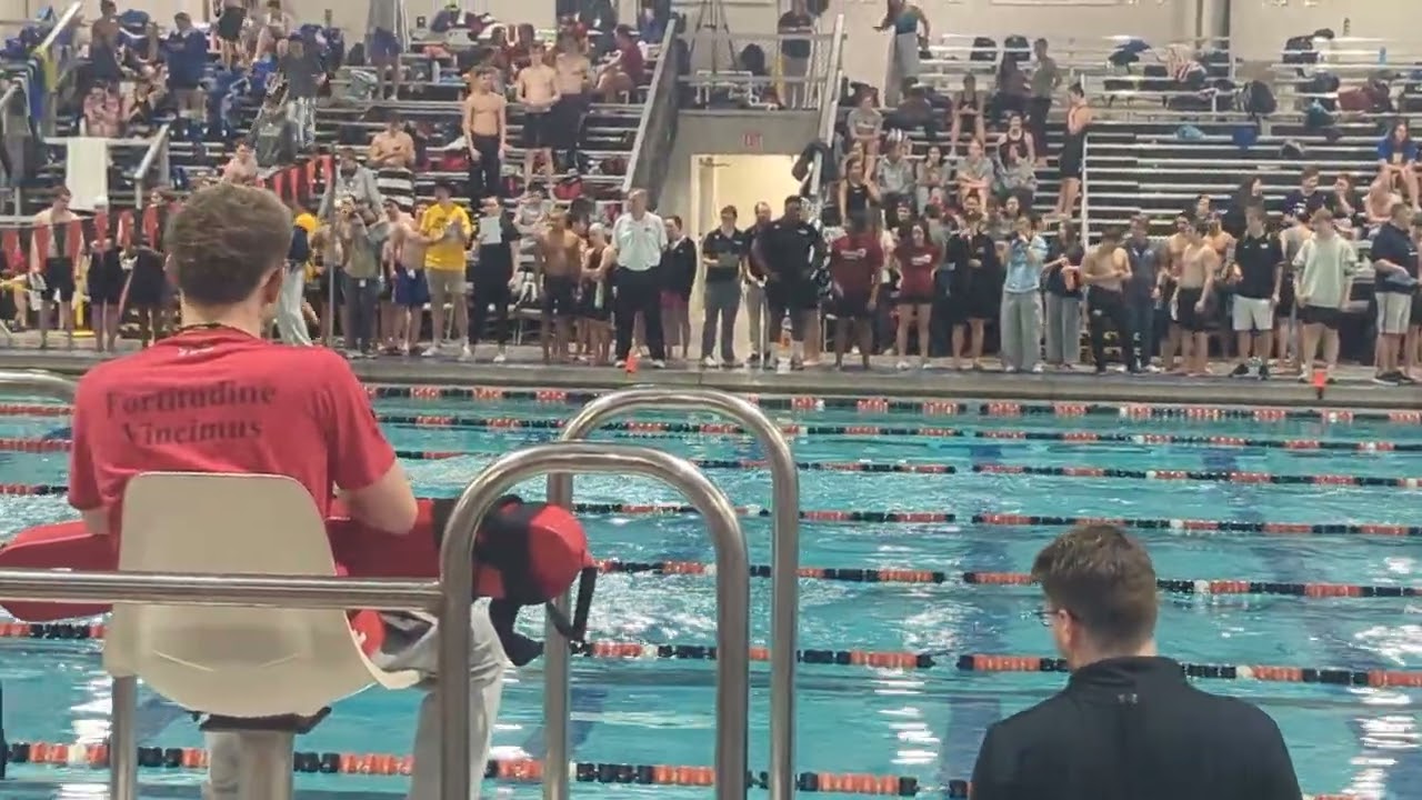 Jack senior MAC 200 medley relay breast pink caps