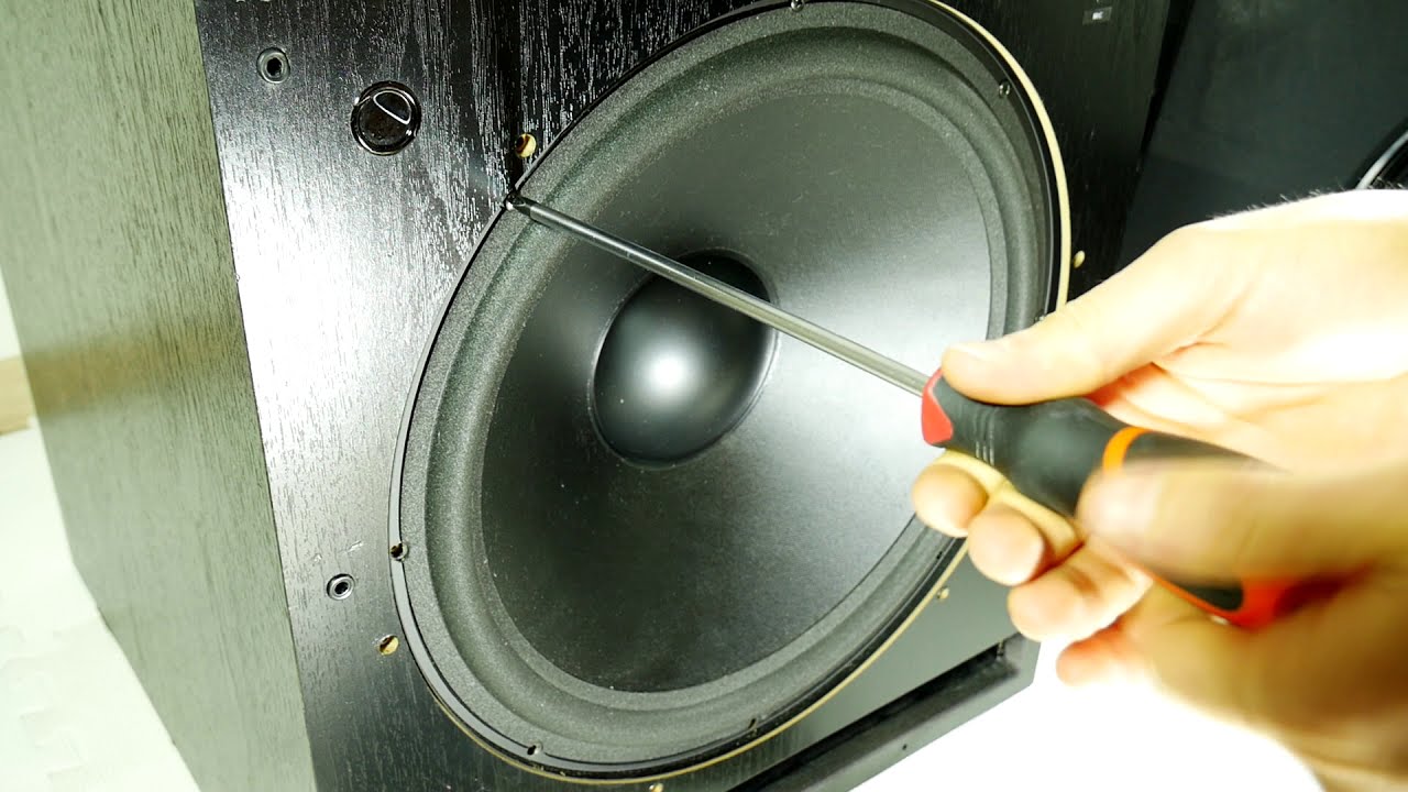Look inside $1000 Velodyne 15-inch subwoofer [Disassembly]