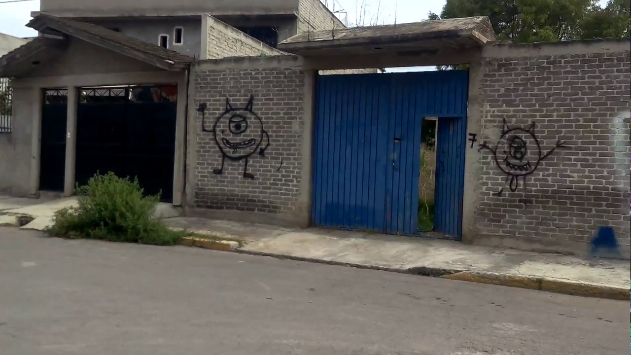 Los reyes la Paz . VENTA Terreno 733 m2, 30 m de ancho (Zona industrial).