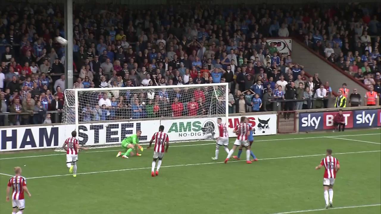 Scunthorpe 2-2 Blades - match action
