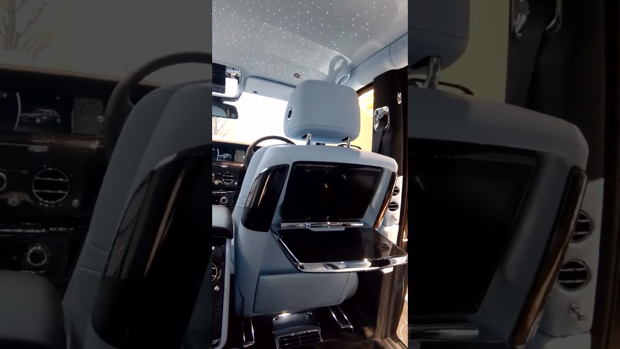Rolls-Royce Phantom Series II Rear Luxury &mdash; Hidden Table & Entertainment Screen in Action