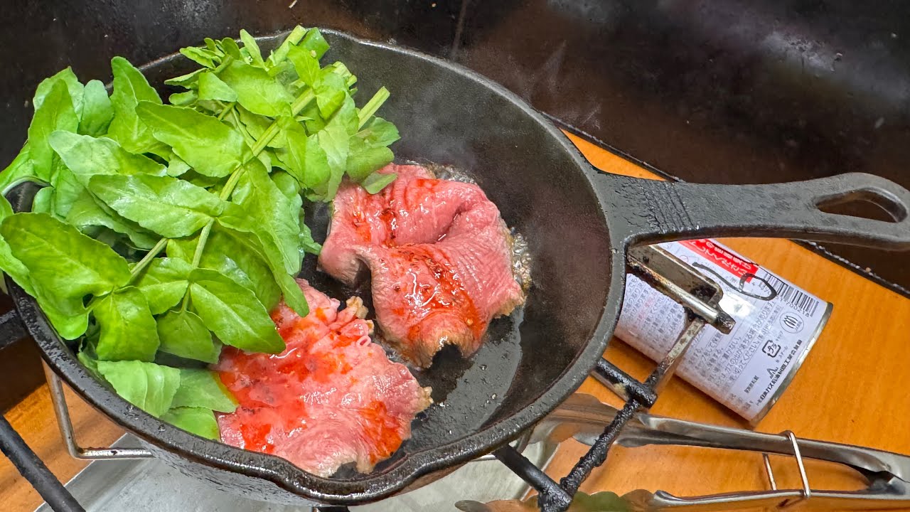 用水路で大量発生してニュースになってたクレソンをラー油クレソン牛タンバゲットにしてハイボールをキメるだけの動画