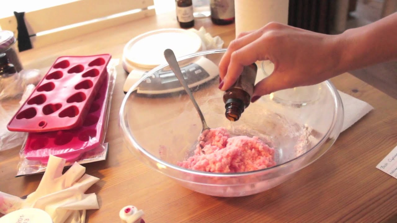 DIY: Moisturizing Bath Fizzies