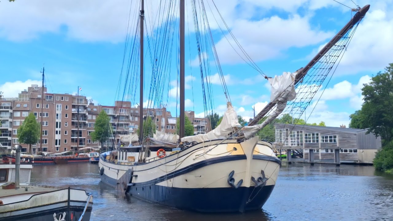 Grootste Tjalk(en) van Nederland onderweg naar DELFSAIL 2024.