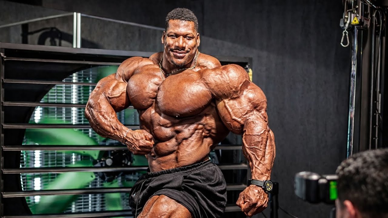 Rubiel Mosquera Neckzilla – The Most Freakish Bodybuilder Ever!