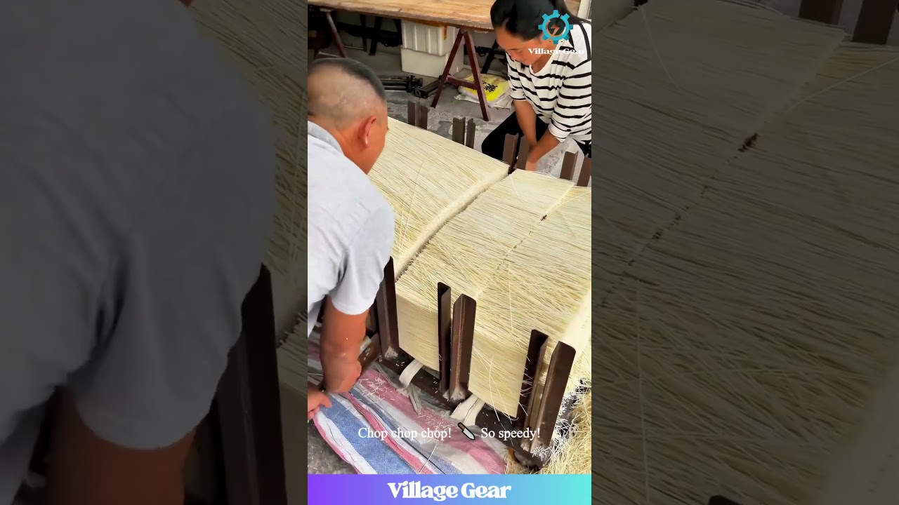 Noodle Cutting Level: Saw-Master & Chef-Ninja! 🍜😂 #noodlelover #foodie #skills #satisfyingvideo