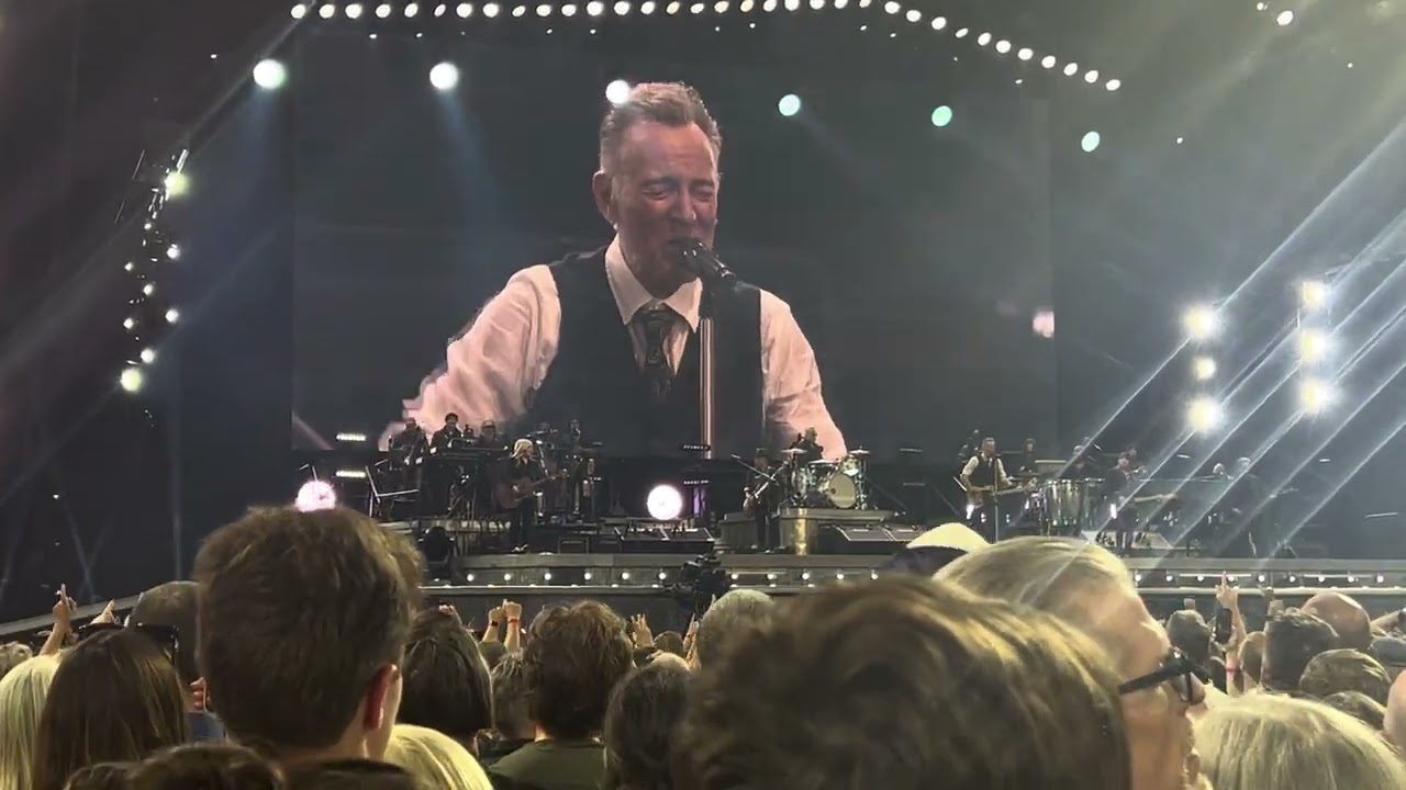 Bruce Springsteen - Born to Run (Live @ Strawberry Arena, Stockholm 2024) 🍓