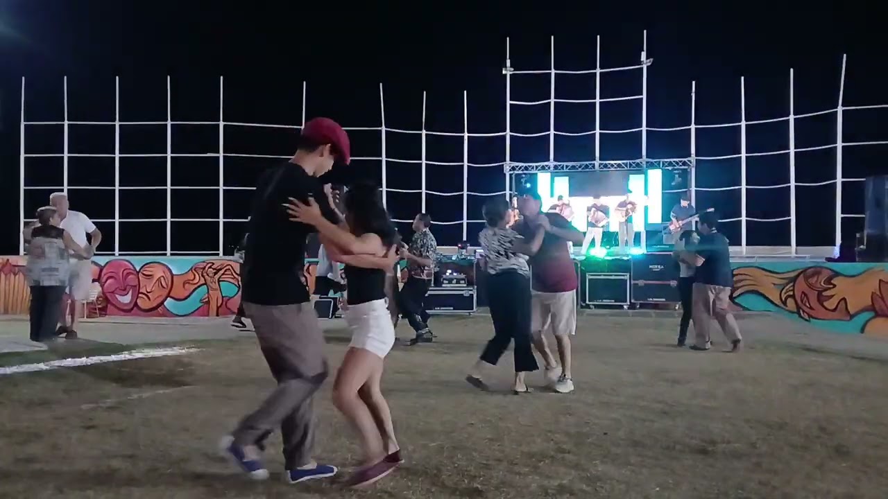Los Trasnochados