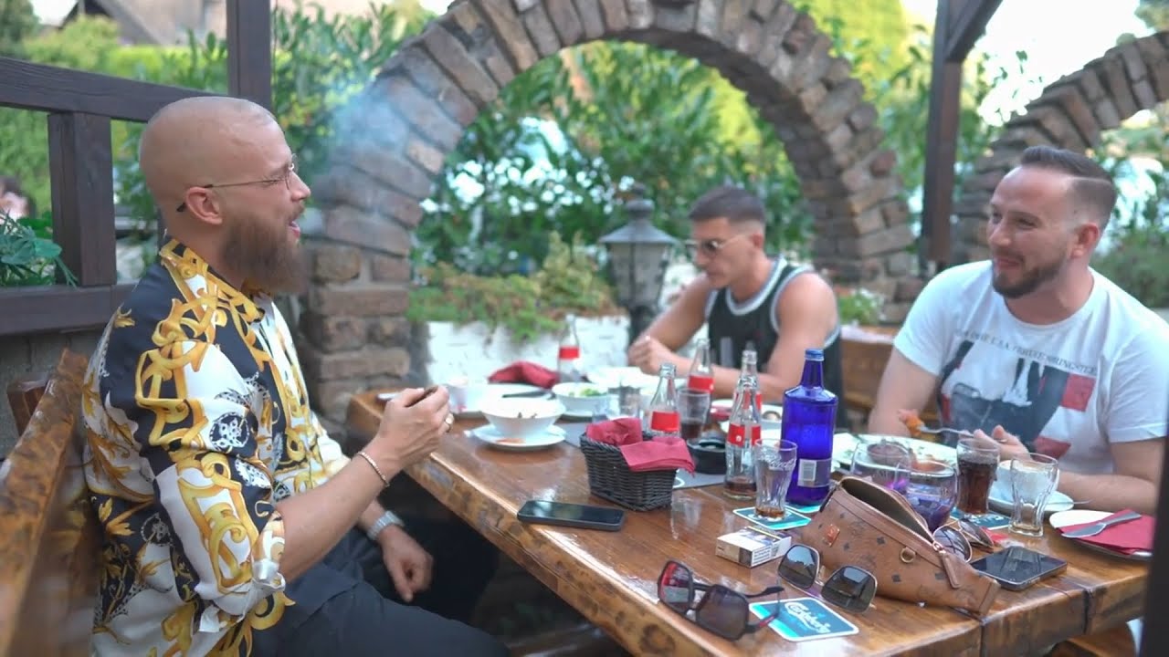 Auf ein fürstliches Festmahl mit KOLLEGAH dem Boss und ASCHKOBAR der Nummer 1