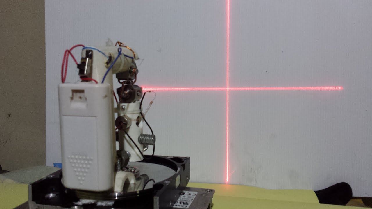 NIVEL LASER AUTONIVELANTE CASERO