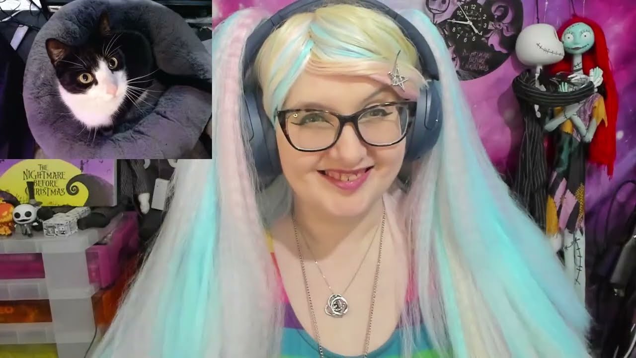 Scottish lady does second stream to Youtube! Hi! :D