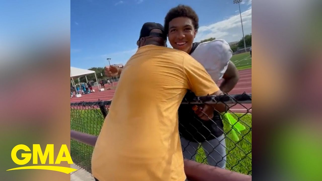 Dad has emotional reaction to finding out about son&rsquo;s college scholarship offer