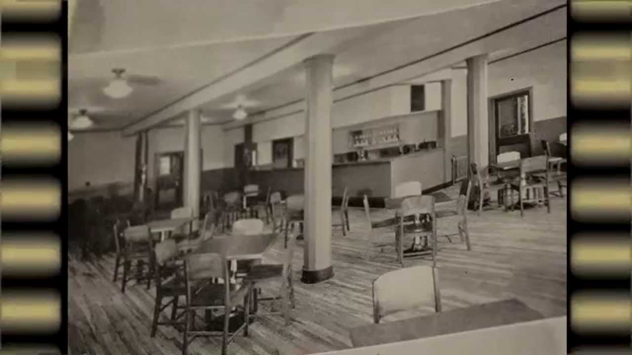 Saguenay construit... Foyer des loisirs et Biblioth&egrave;que d'Arvida