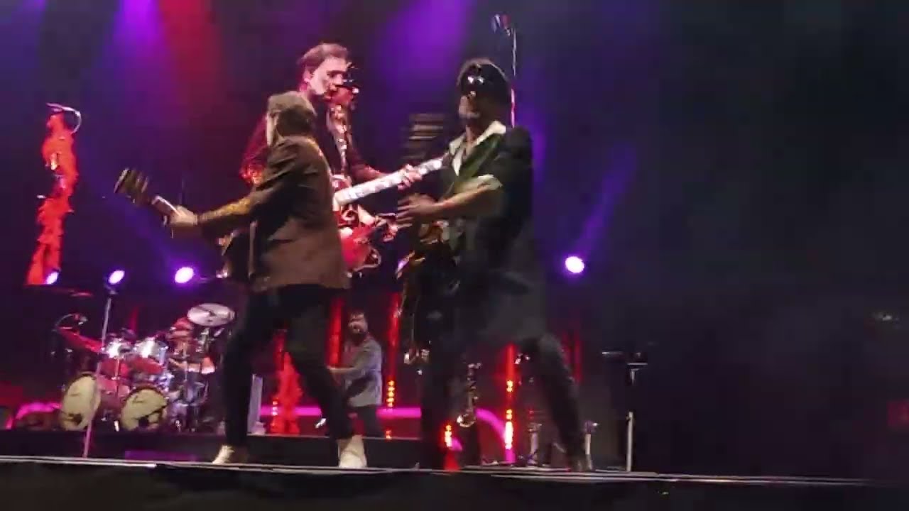 Loquillo y Alaska – Rey del Glam (Movistar Arena, Madrid, 12/10/2025)