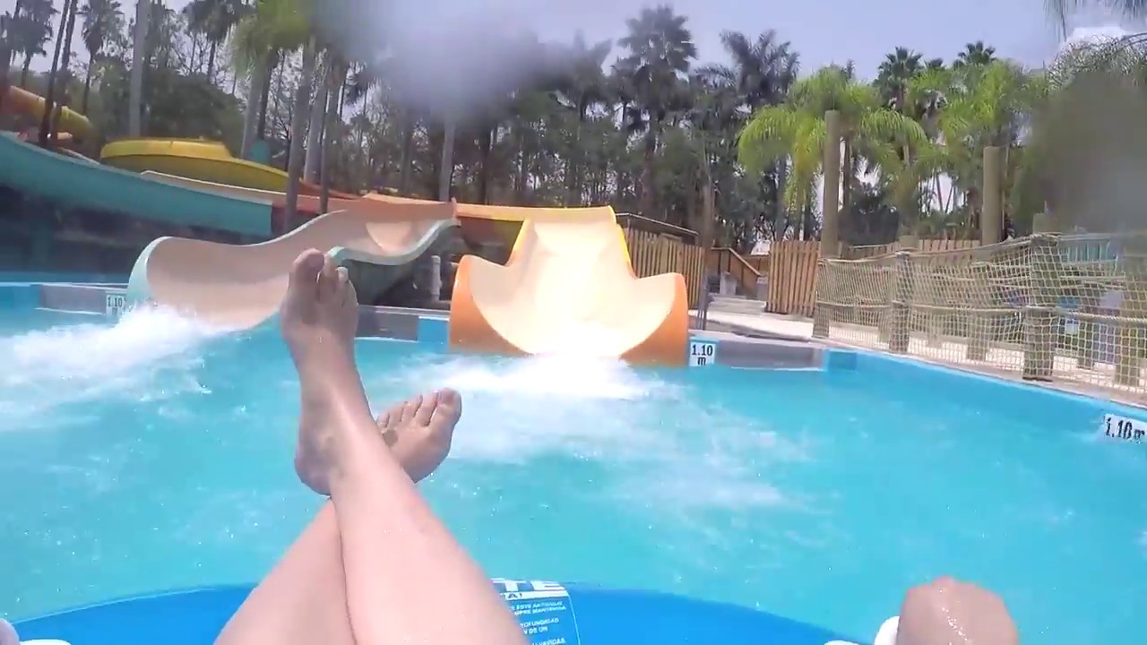 SHARK ATTACK POV - SIX FLAGS HURRICANE HARBOR OAXTEPEC TOBOGANES
