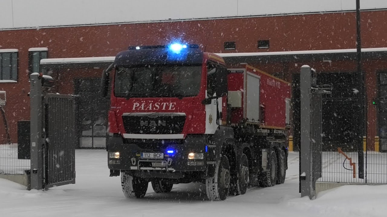 Elva 21 Turning Out. Elva 21 Sõidab Välja