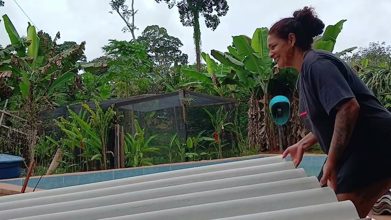 ESTAMOS MUDANDO O TELHADO DA NOSSA ÁREA 