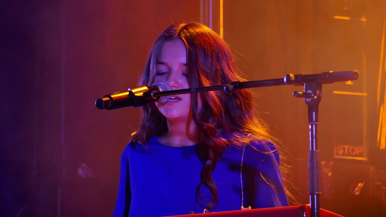 Erza Muqoli - Back To Black (RTS Summer Live 2019)