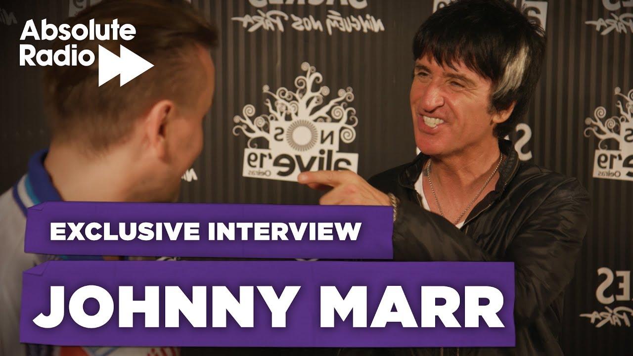 Johnny Marr - Fan Plays Guitar on "This Charming Man" + Performing with The Killers