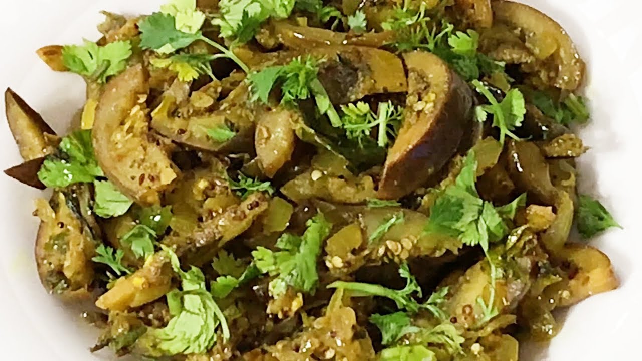 Vankaya curry / Baingan Mirchi Fry / Simple Chilli Brinjal Fry