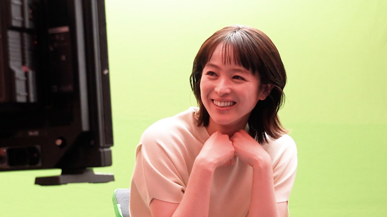 清野菜名、“浮遊感”を圧倒的な体幹で表現！？補助なし撮影ににスタッフも驚愕　アクアレーベル新CM