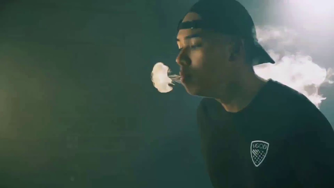 Vape Tricks In Slow Motion