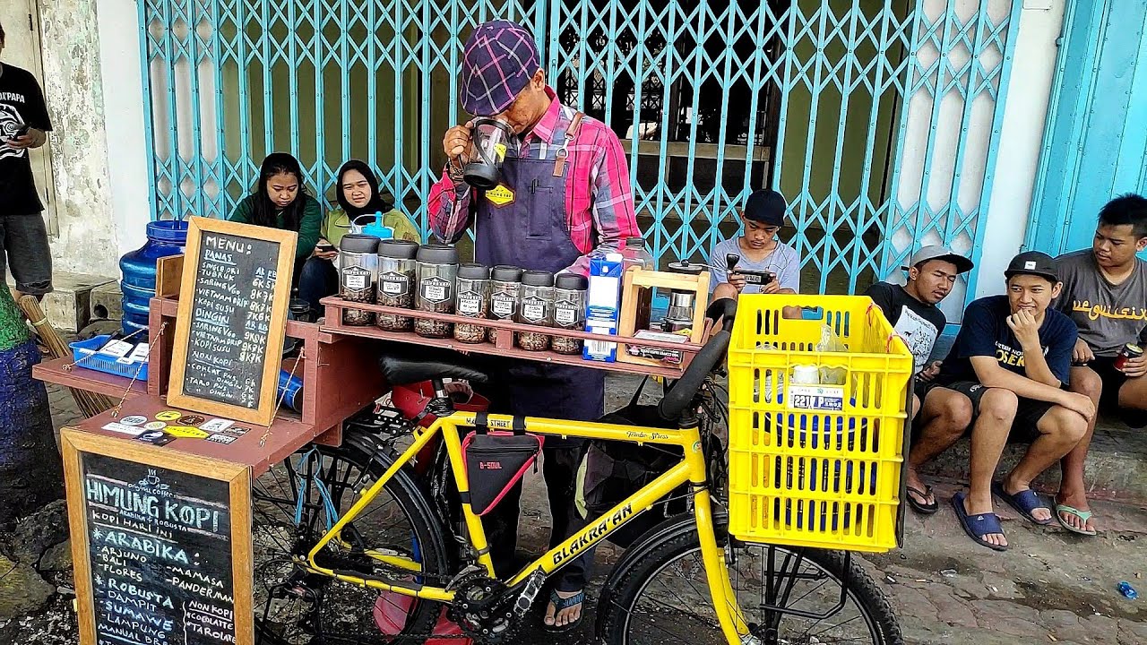 UNIK !!! CUMA MODAL SEPEDA !! BARISTA JALANAN SERASA BARISTA CAFE !! HIMUNG KOPI MALANG