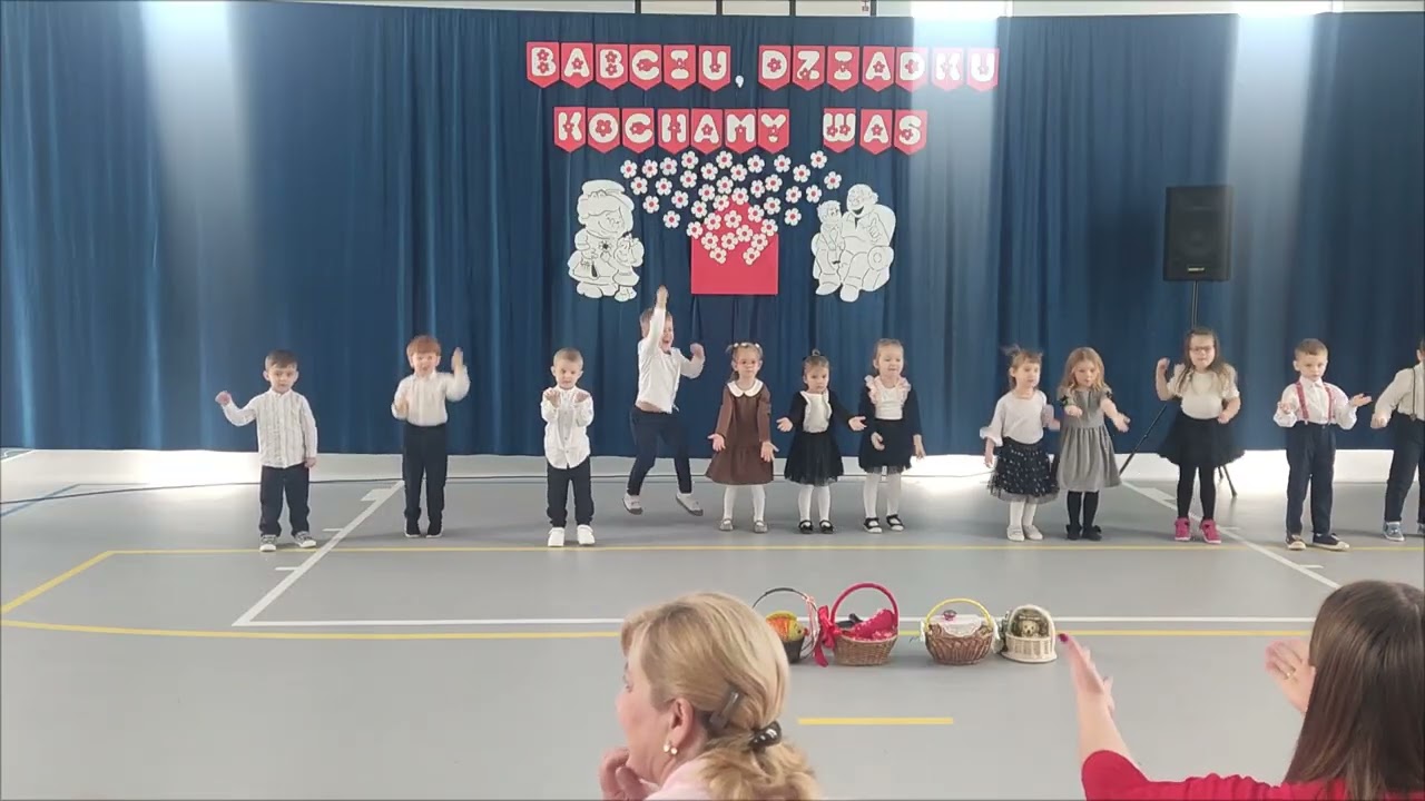 Dzień babci i dziadka Przedszkole Pluszowego Niedźwiadka Publiczna Szkoła Podstawowa w Jadownikach