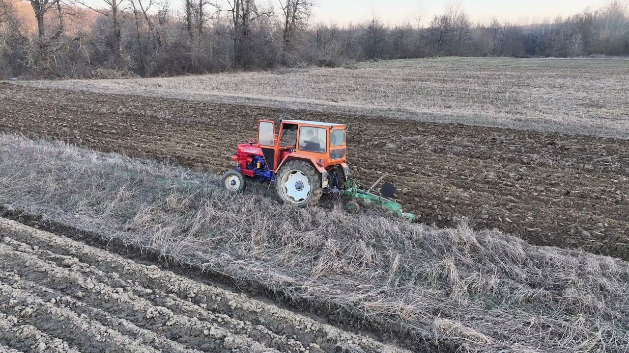 Agro-vlog-U650-Plug-PP4-30 de Mat Craiova-La arat pentru porumbul din anul 2024 ep9