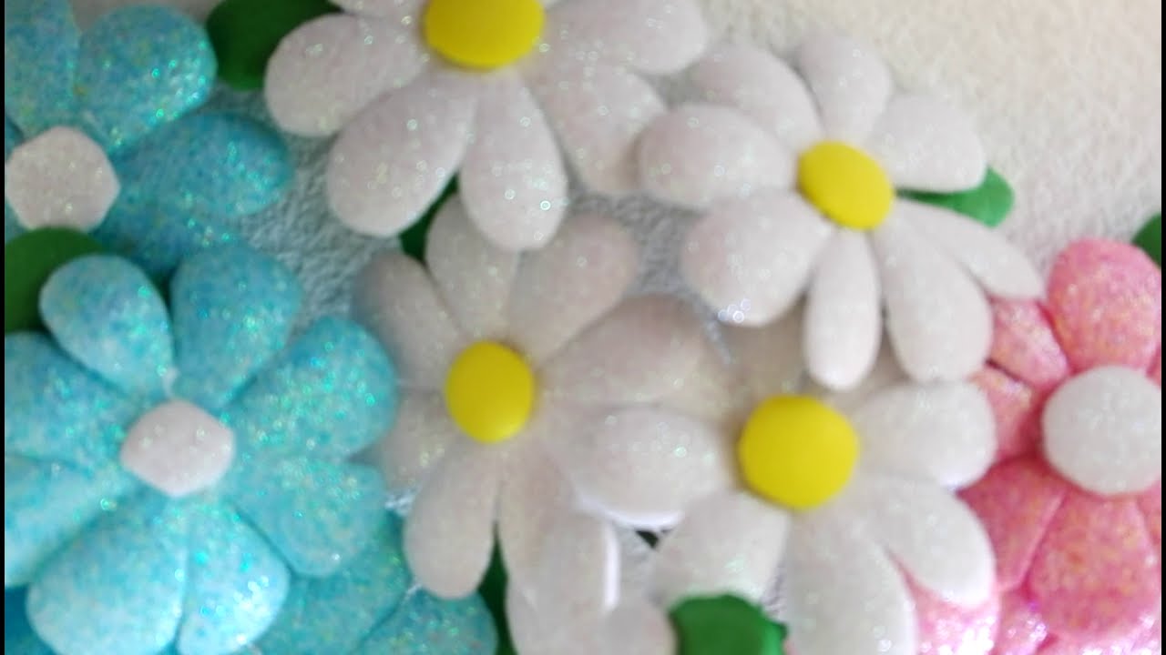 Tutorial come fare Margherite colorate gomma crepla. By Rosa Callori