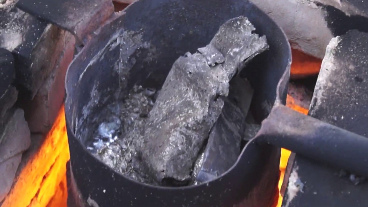 Плавим алюминий на отработке (Melting aluminum with used oil)