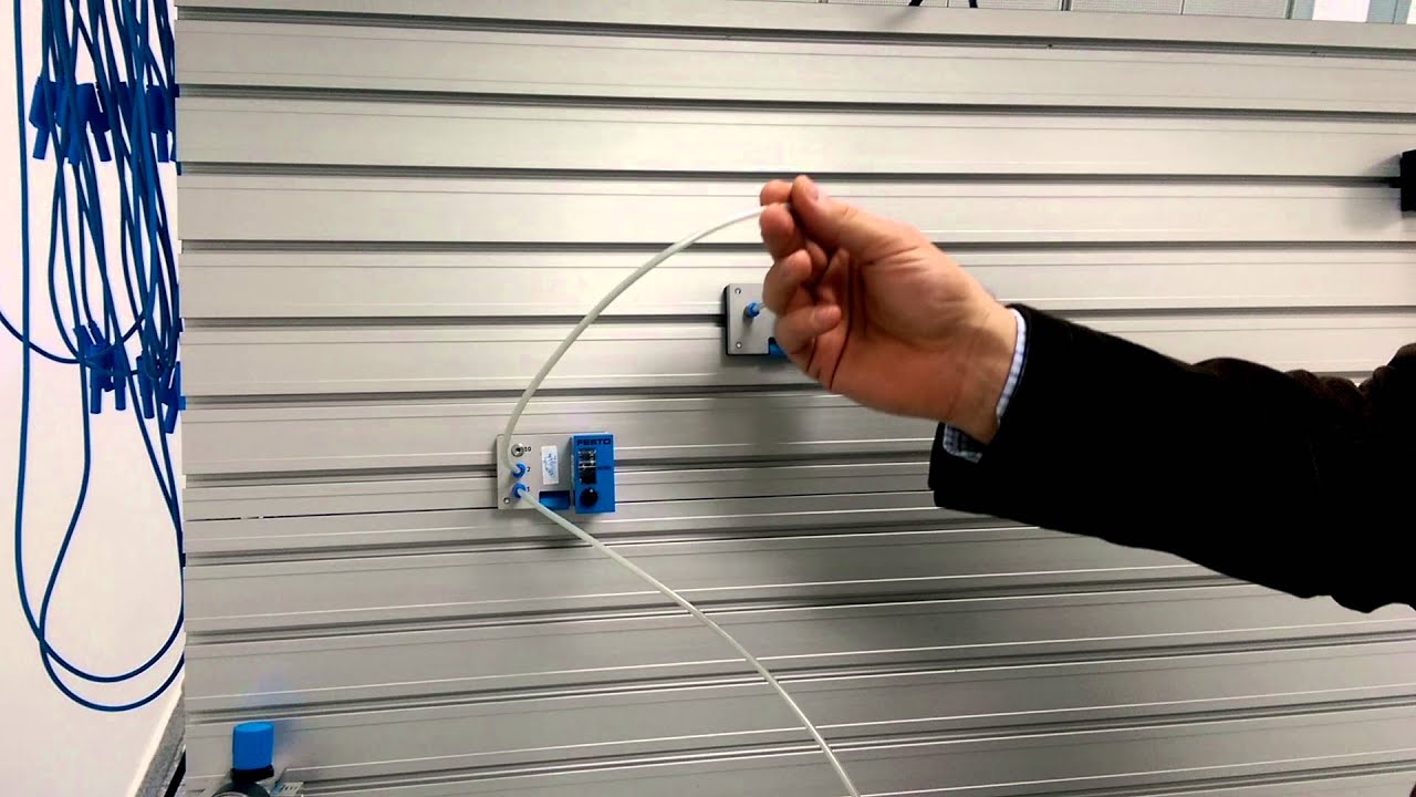 Pneumatic timer with valve