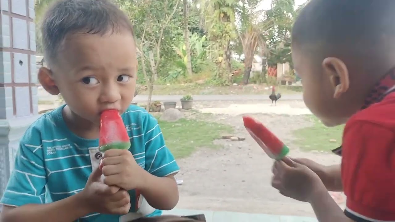 Anak 4 tahun pun sudah bisa kerja rumah