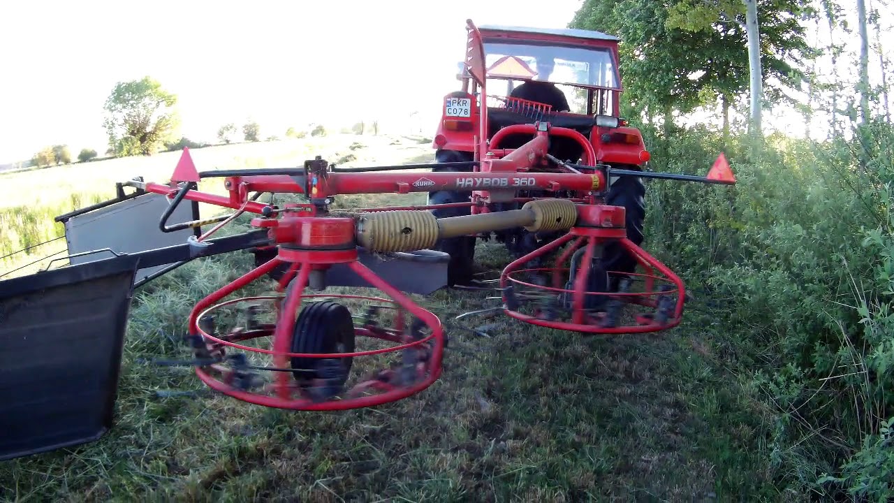 Sianokosy 2019/ Zgrabianie KUHN haybob 360