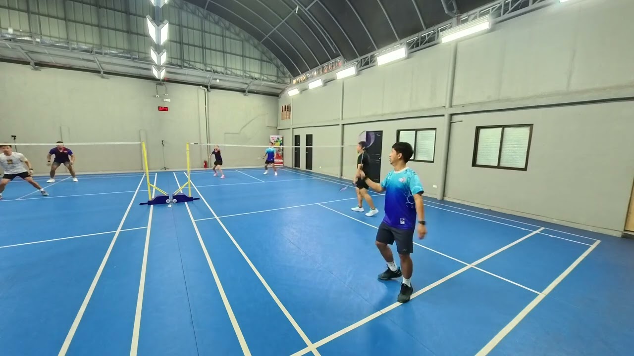 Joms & Leo vs Kit & Roe