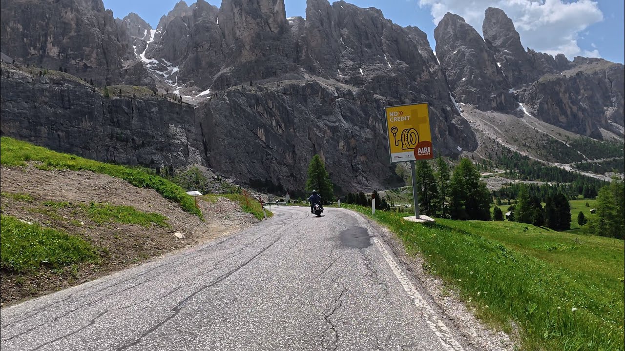 Ultimate 1 hour Virtual Cycling Workout Sella Ronda South Tyrol Italy 4K Video