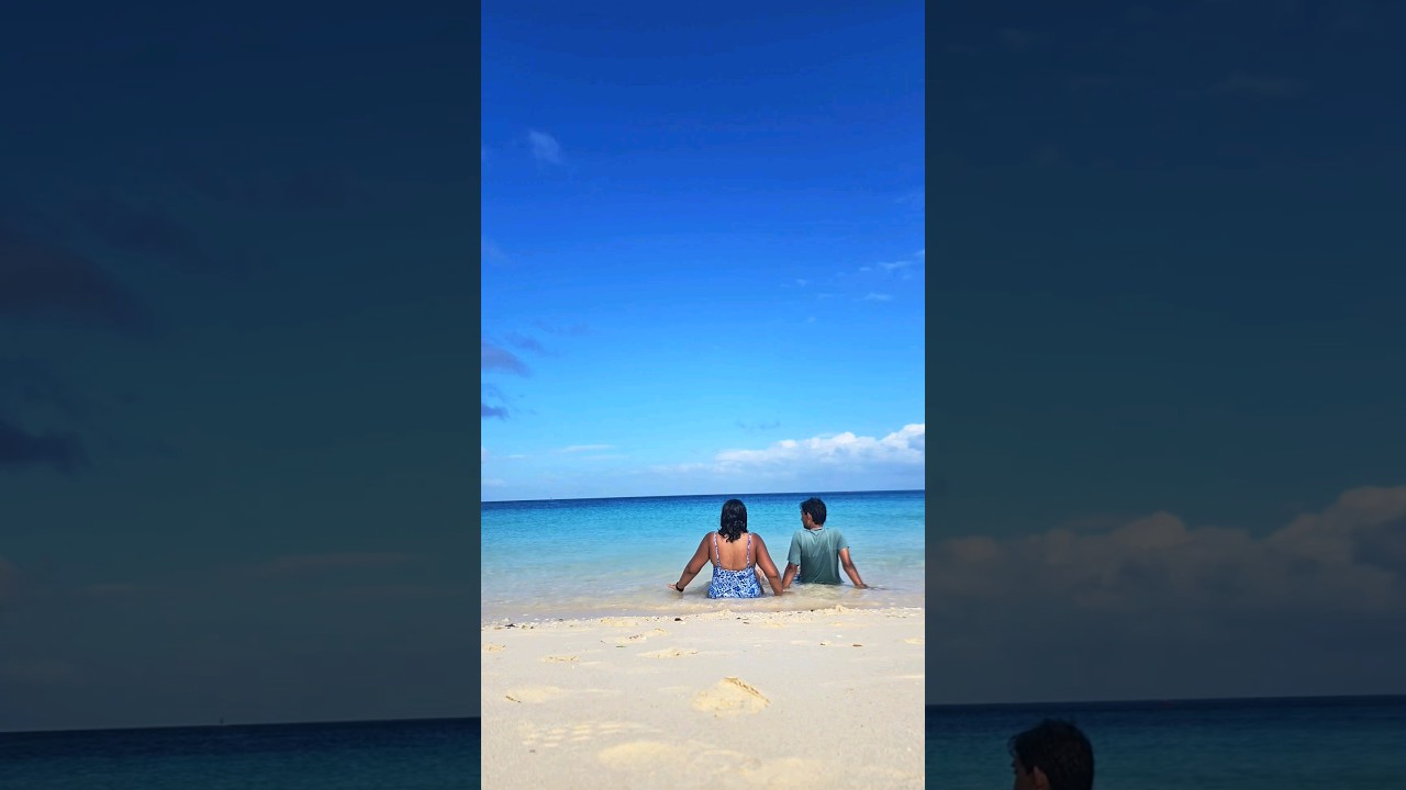 50 shades of blue🏝️ 