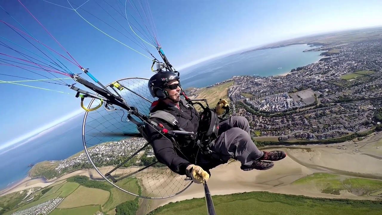 A couple of paramotoring flights in Cornwall