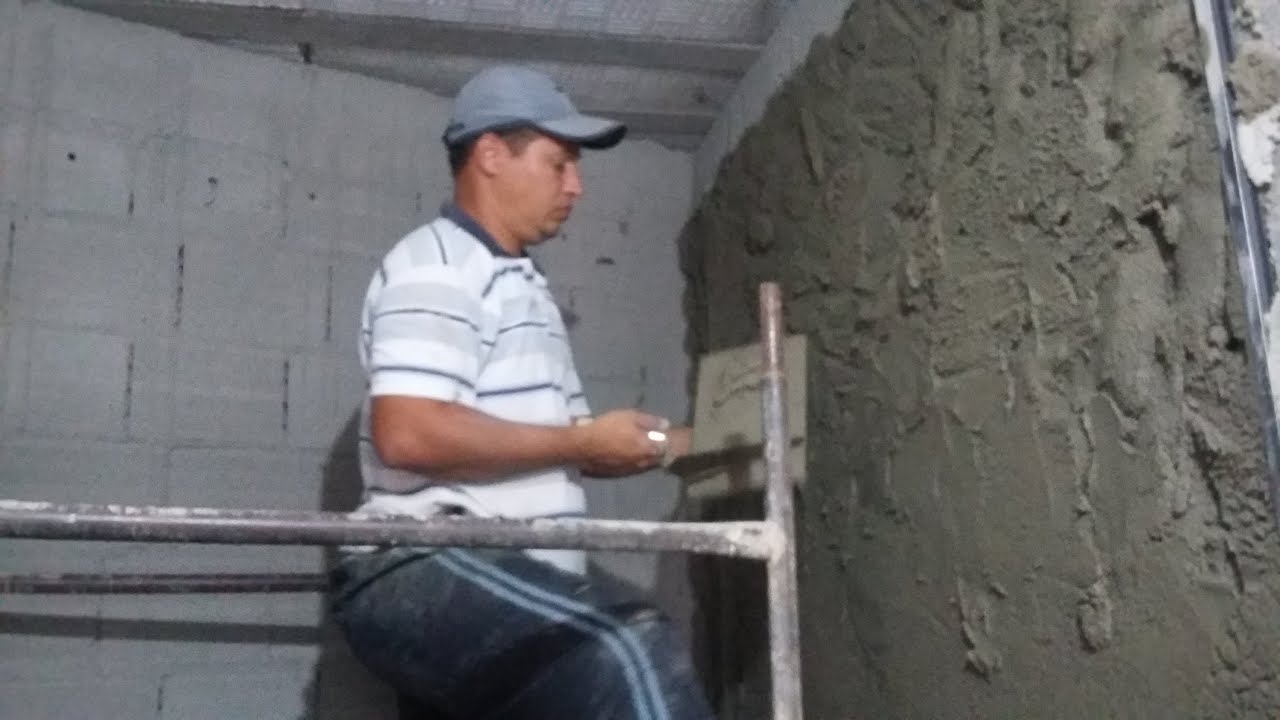 Reboco passo a passo parte 2 aprenda como deixar a parede aprumada - Plastering step by step