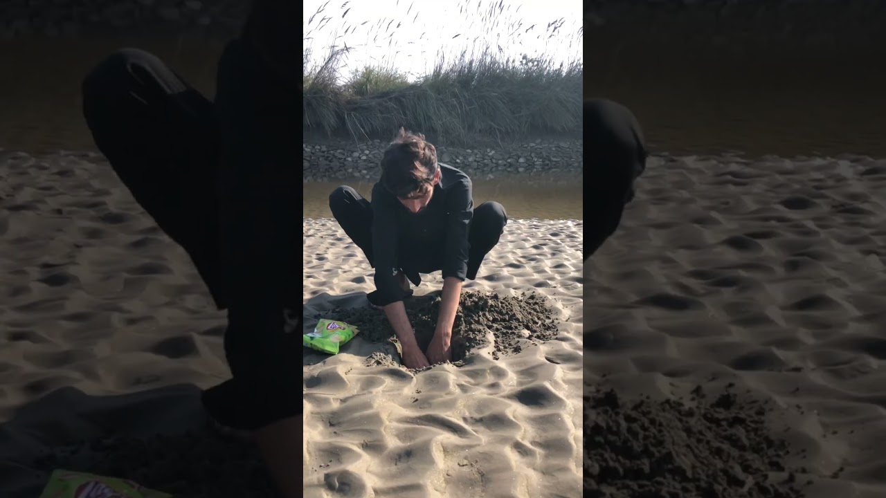 Hidden Lays under sand 