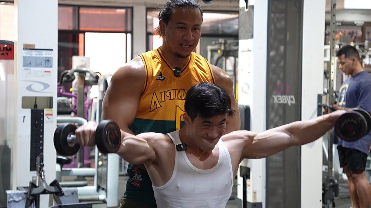 ซ้อมไหล่ที่โหดสุดในชีวิต ft.JACK BRAVO (ใจไม่ถึงห้ามดู)