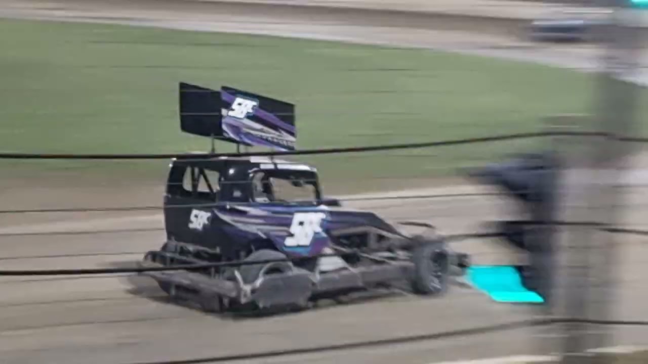 Woodford Glen Speedway. Stockcar championship. Race 2. 19/2/26