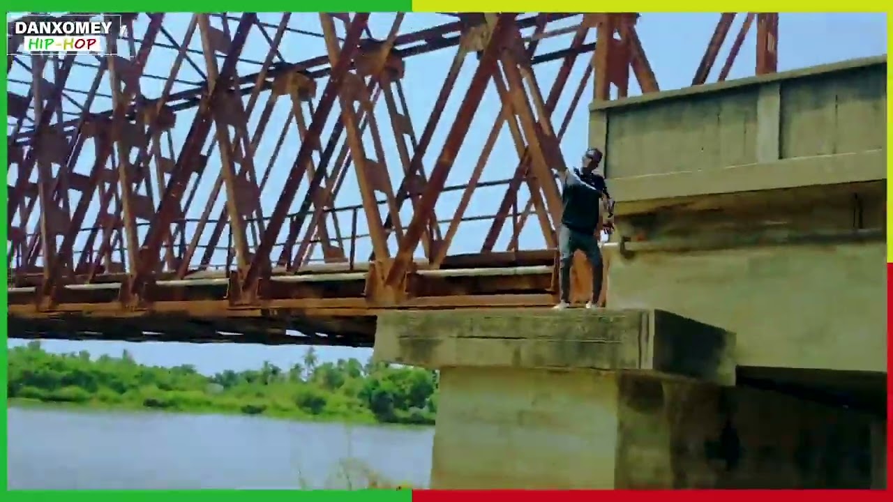 EDDI-BLACK Freestyle Danhomey Hip hop ( Rap Houéda)