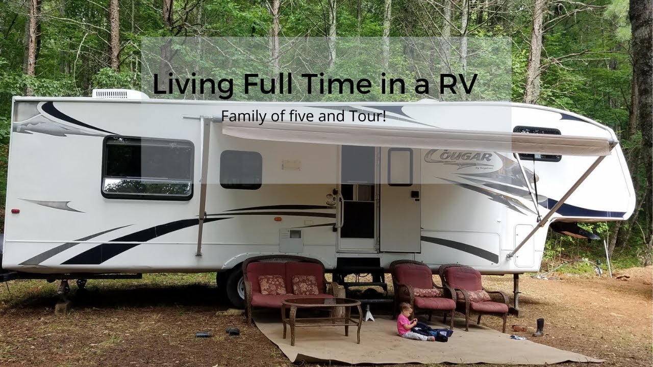 Living Full Time in an RV // Family of 5 // Tour
