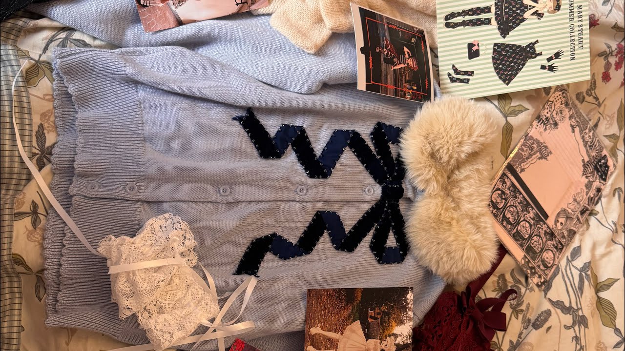 Oldschool Lolita Secret Santa unboxing 